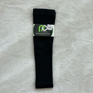 NWT black pro compression calf sleeves L/XL